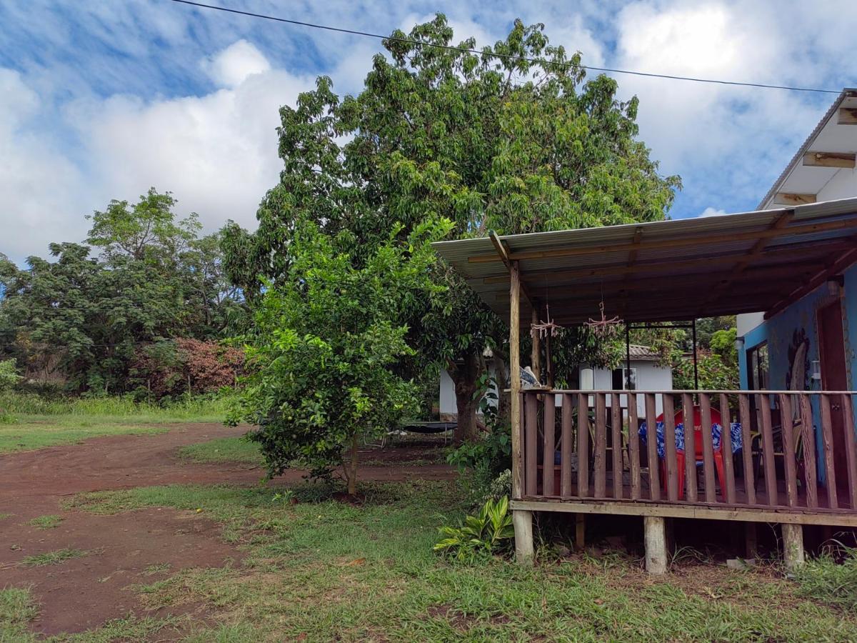 Cabanas Henua Roa Hanga Roa Esterno foto