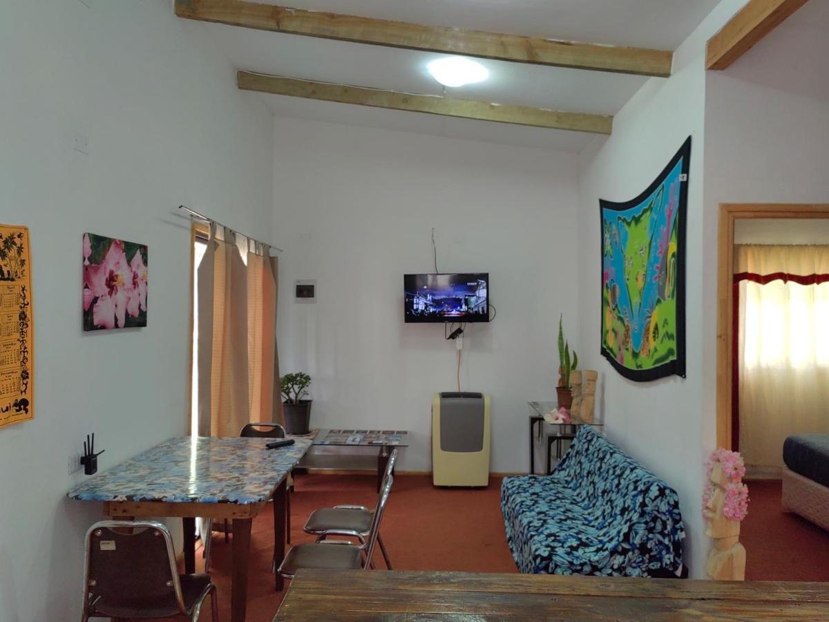 Cabanas Henua Roa Hanga Roa Esterno foto
